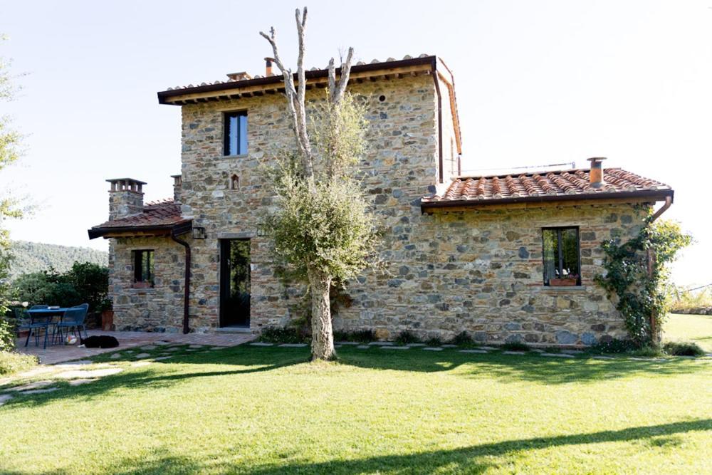 Villa Privata Con Piscina A Riparbella Castellina Marittima Exterior photo