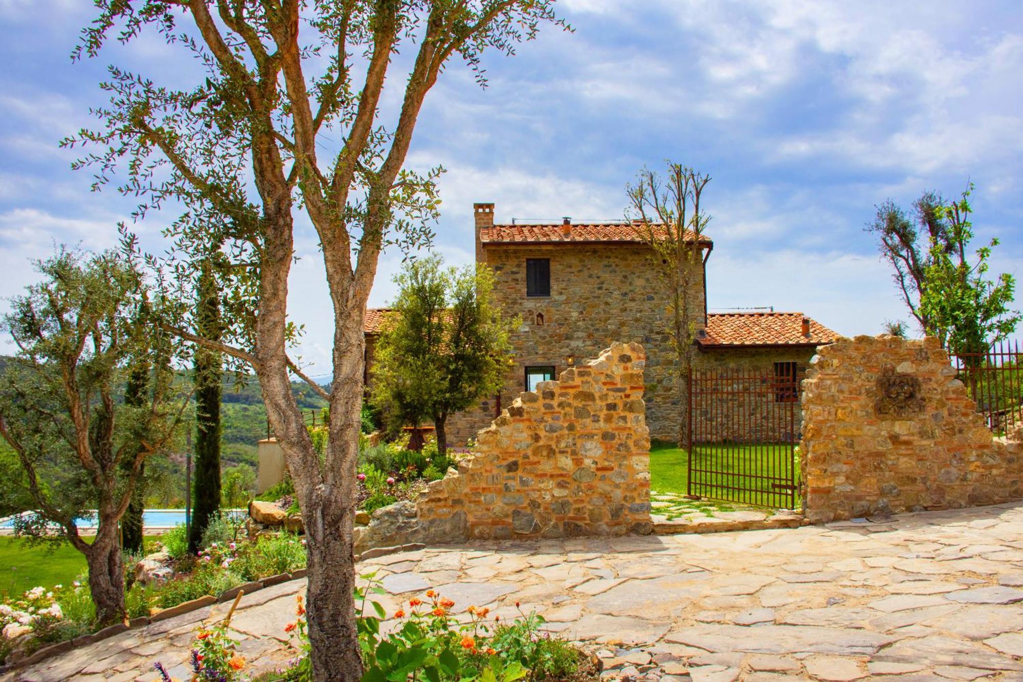 Villa Privata Con Piscina A Riparbella Castellina Marittima Exterior photo